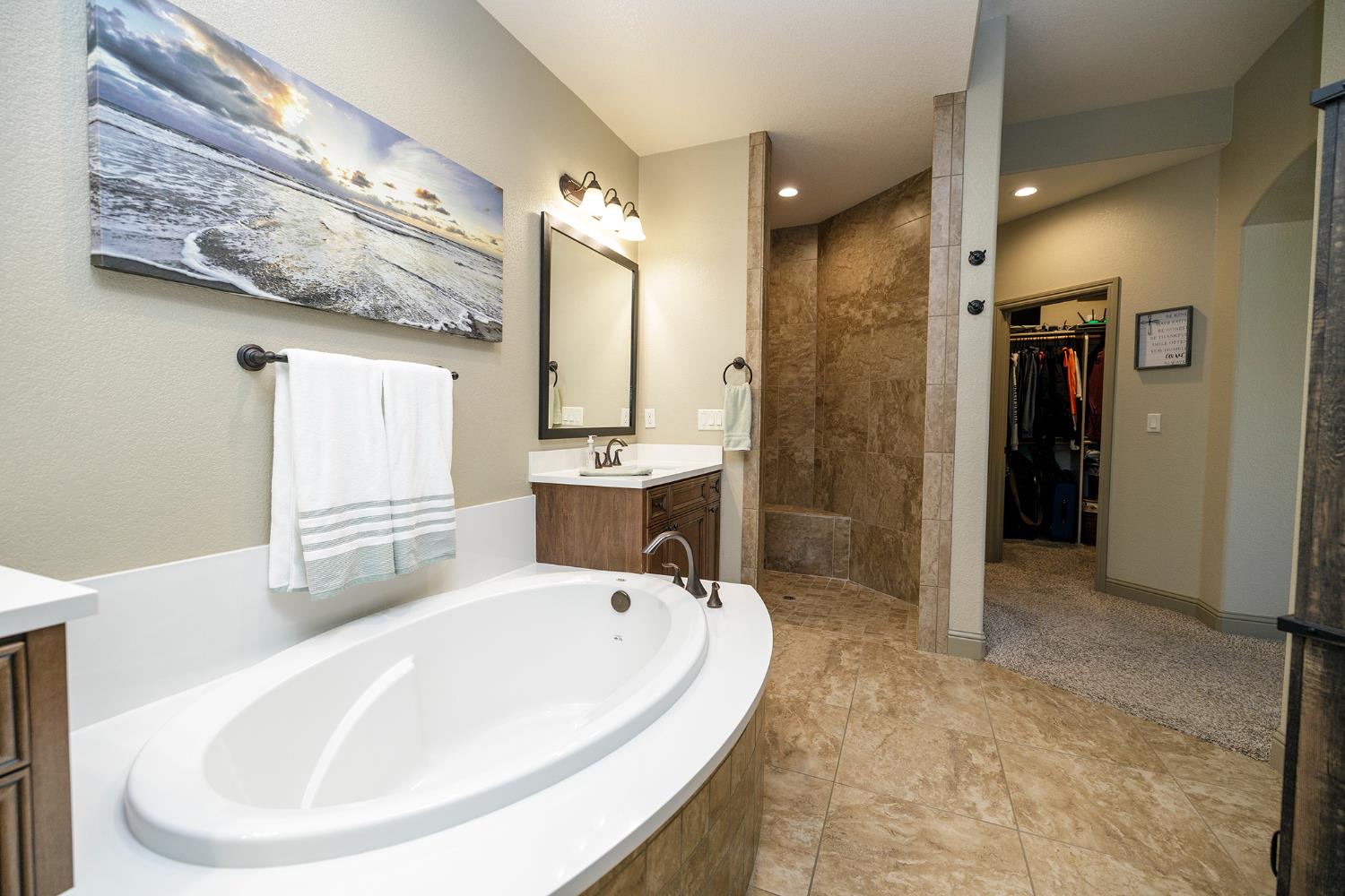 Detail Gallery Image 26 of 48 For 8725 Venetian Ter, Hilmar,  CA 95324 - 5 Beds | 3 Baths