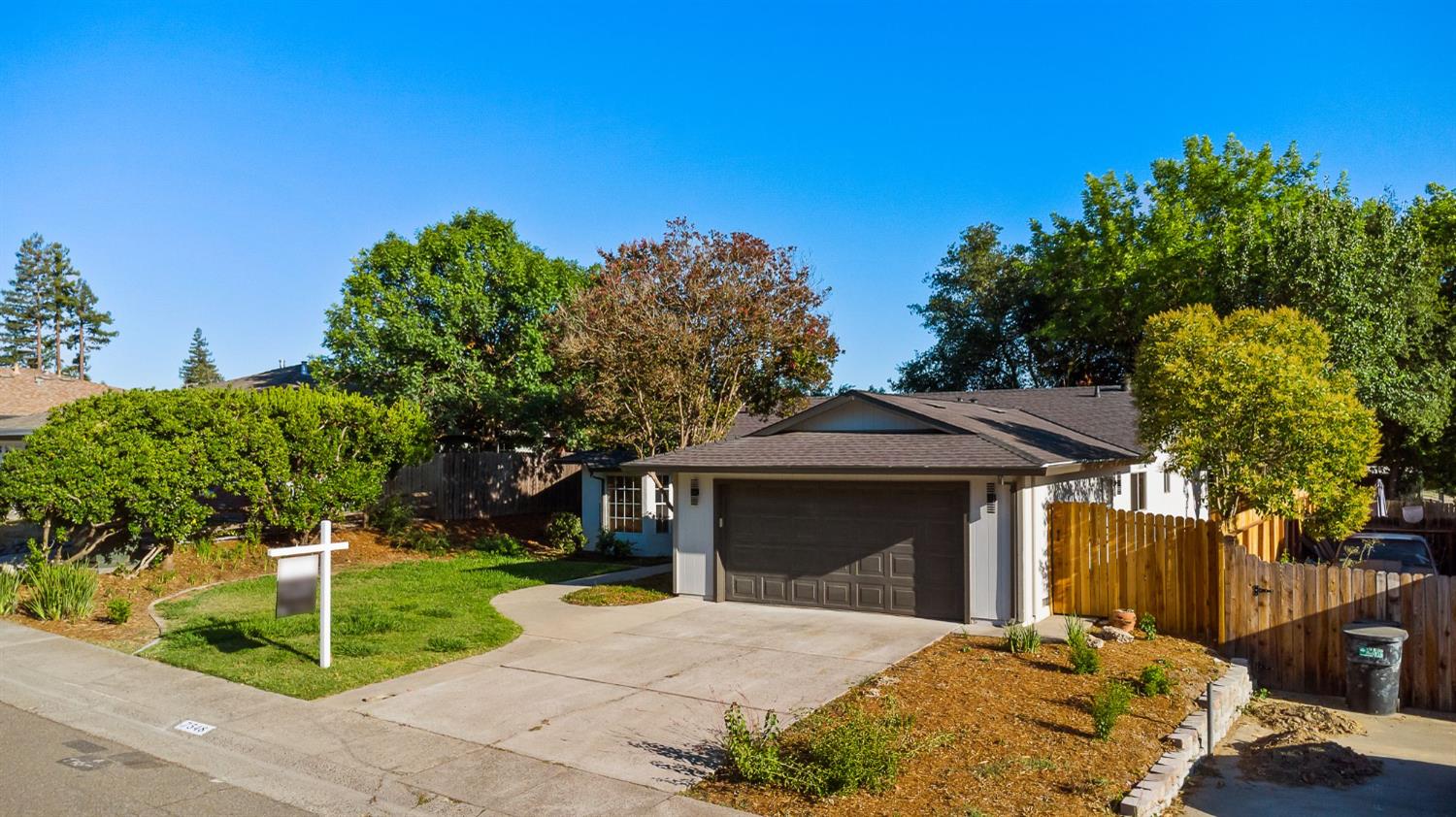 Detail Gallery Image 40 of 50 For 7548 Widgeon Way, Fair Oaks,  CA 95628 - 4 Beds | 2 Baths