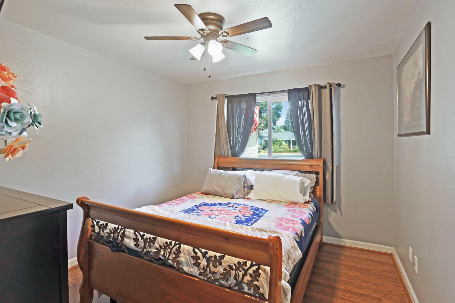 Detail Gallery Image 9 of 46 For 2700 Tassajara Dr, Modesto,  CA 95358 - 3 Beds | 2 Baths