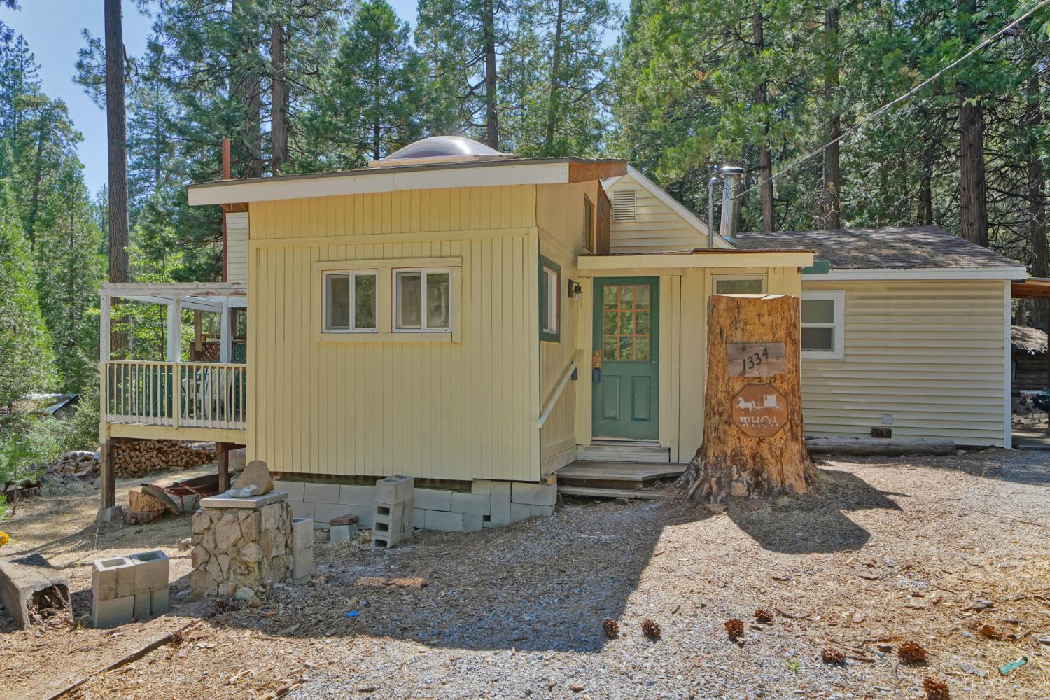 Detail Gallery Image 25 of 36 For 1334 Sugar Loaf Ave, Kyburz,  CA 95720 - 1 Beds | 2 Baths