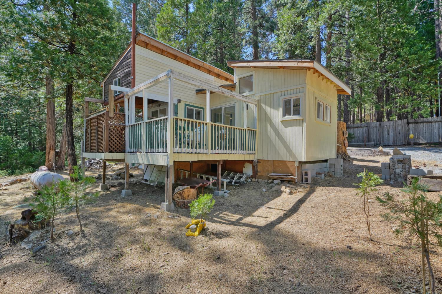 Detail Gallery Image 1 of 36 For 1334 Sugar Loaf Ave, Kyburz,  CA 95720 - 1 Beds | 2 Baths
