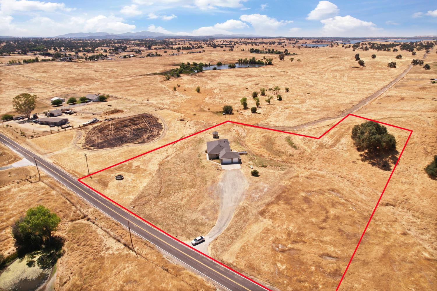 Detail Gallery Image 8 of 60 For 2226 Grapevine Gulch Rd, Ione,  CA 95640 - 3 Beds | 2/1 Baths