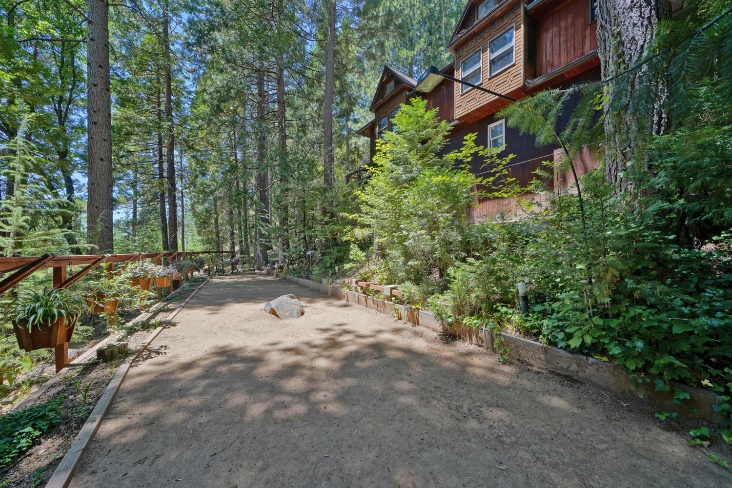Detail Gallery Image 10 of 93 For 7501 Spring Valley Rd, Pollock Pines,  CA 95726 - 2 Beds | 1 Baths