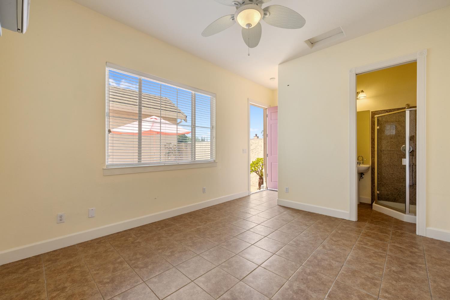 Detail Gallery Image 24 of 28 For 3501 Valley Oak Dr, Ceres,  CA 95307 - 4 Beds | 2/1 Baths