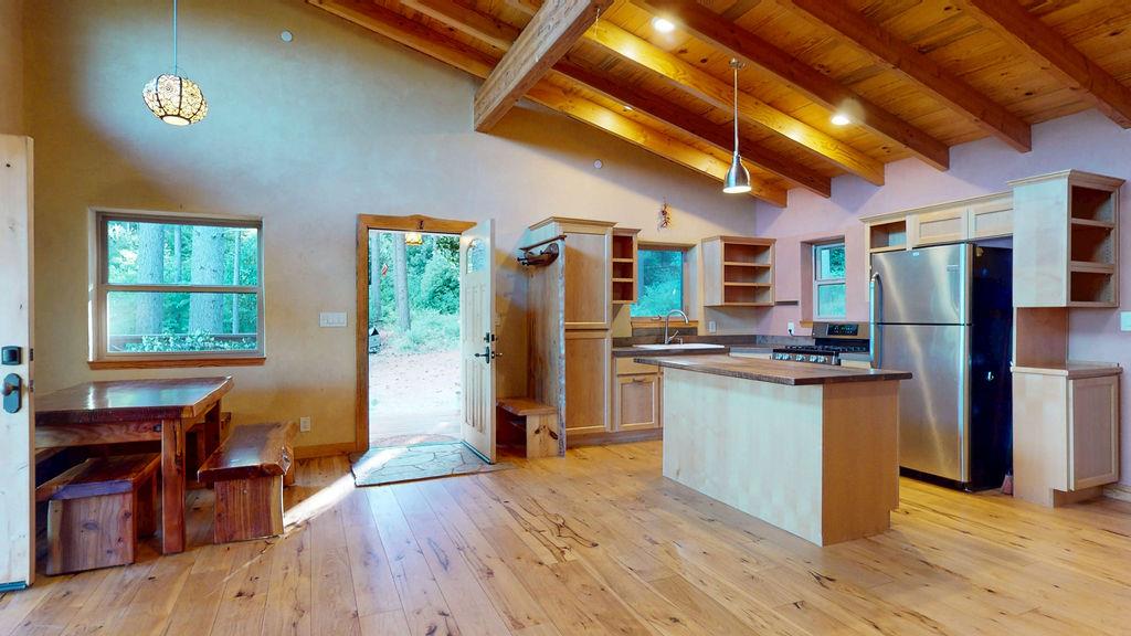 Detail Gallery Image 12 of 76 For 14843 Youngs Hill Rd, Camptonville,  CA 95922 - 2 Beds | 1 Baths