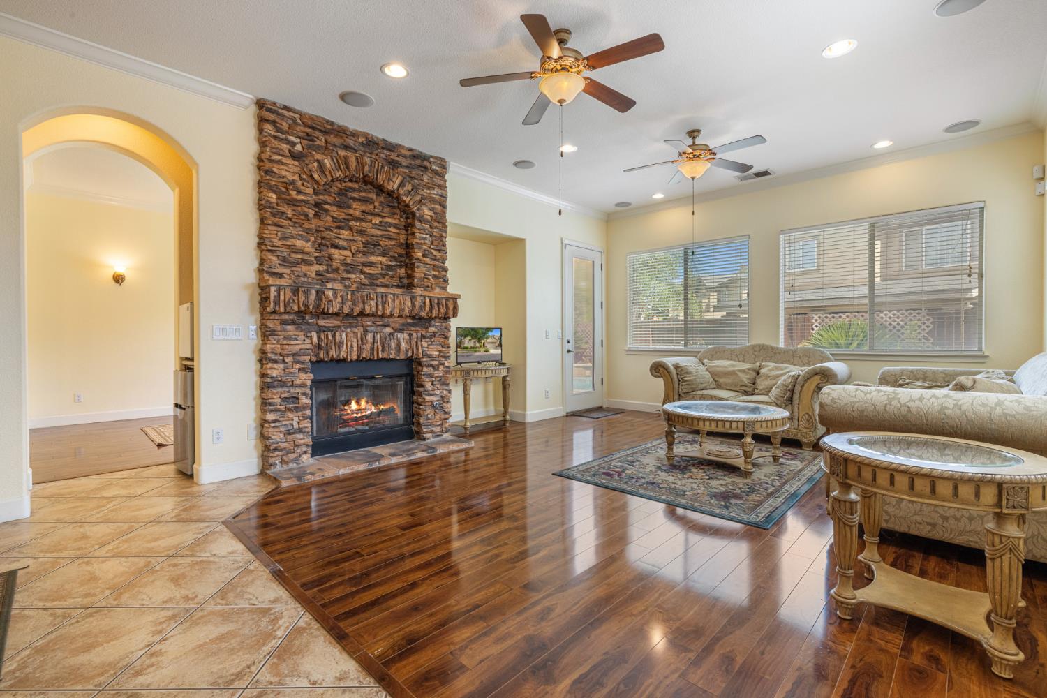 Detail Gallery Image 19 of 28 For 3501 Valley Oak Dr, Ceres,  CA 95307 - 4 Beds | 2/1 Baths