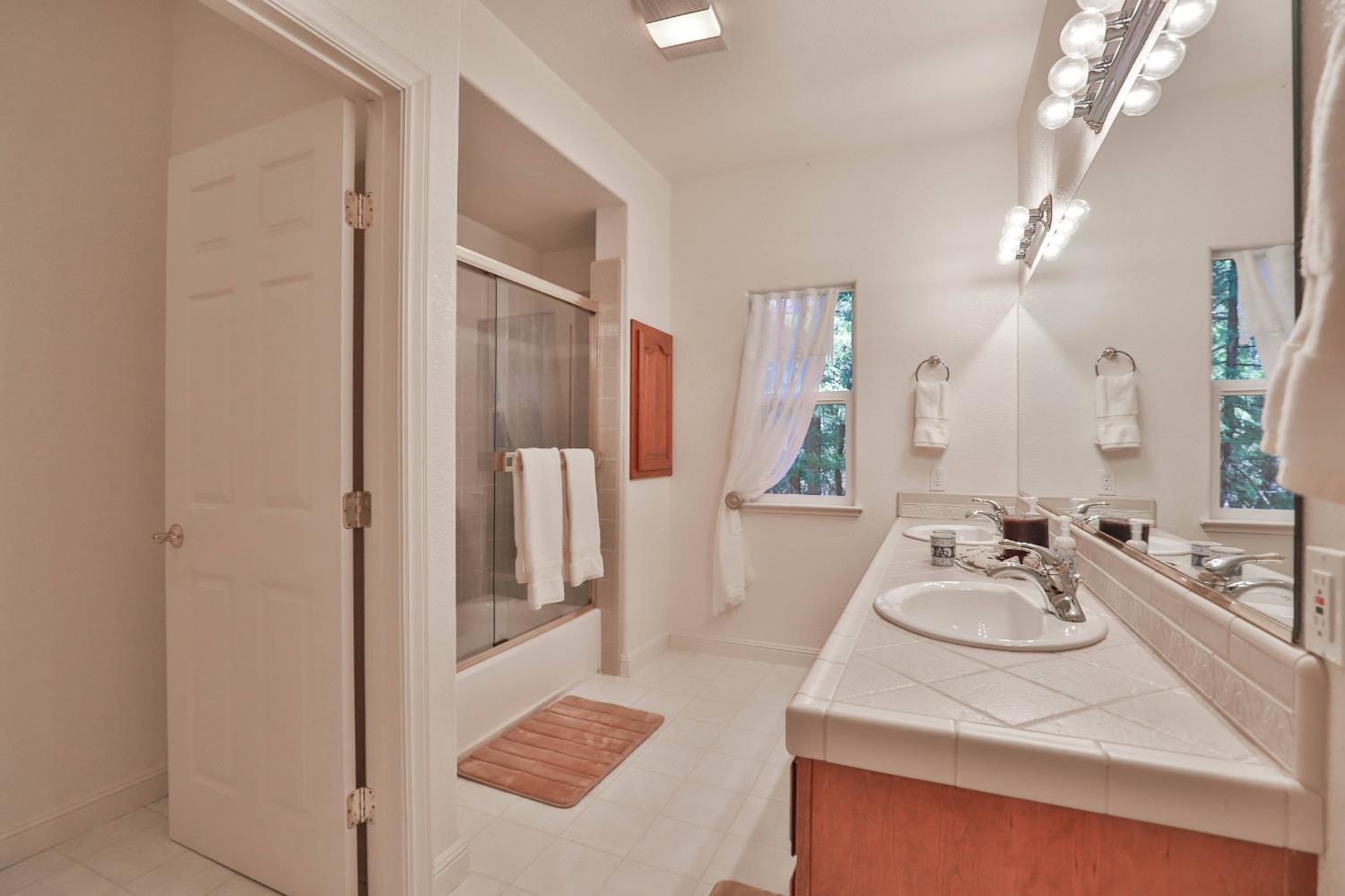 Detail Gallery Image 37 of 38 For 4351 Puerta Del Sol, Camino,  CA 95709 - 3 Beds | 2/1 Baths