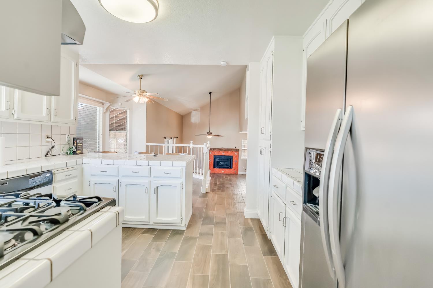 Detail Gallery Image 28 of 95 For 252 Stonewood Dr, Los Banos,  CA 93635 - 4 Beds | 3 Baths