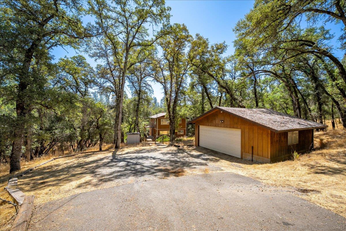 Detail Gallery Image 2 of 44 For 5941 Garden Park Dr, Garden Valley,  CA 95633 - 3 Beds | 2/1 Baths