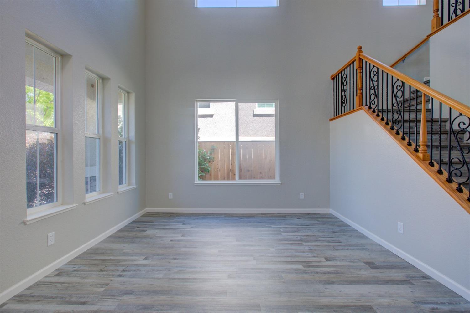 Detail Gallery Image 19 of 55 For 20676 Golf Canyon Ct, Patterson,  CA 95363 - 4 Beds | 2/1 Baths