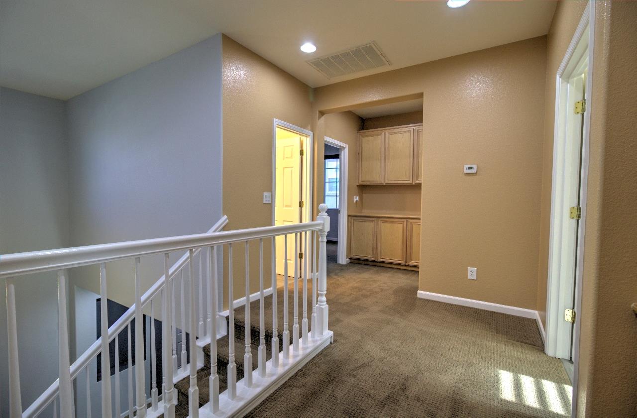 Detail Gallery Image 33 of 54 For 232 Kelley Mist Lane, Tracy,  CA 95377 - 4 Beds | 3 Baths