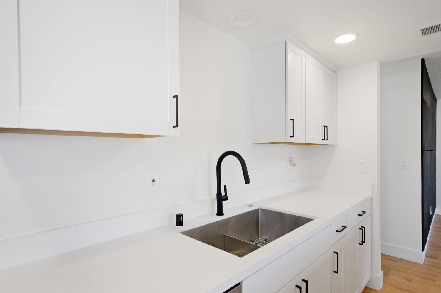 Detail Gallery Image 15 of 28 For 1757 Hickory Ave, Livingston,  CA 95334 - 4 Beds | 2 Baths