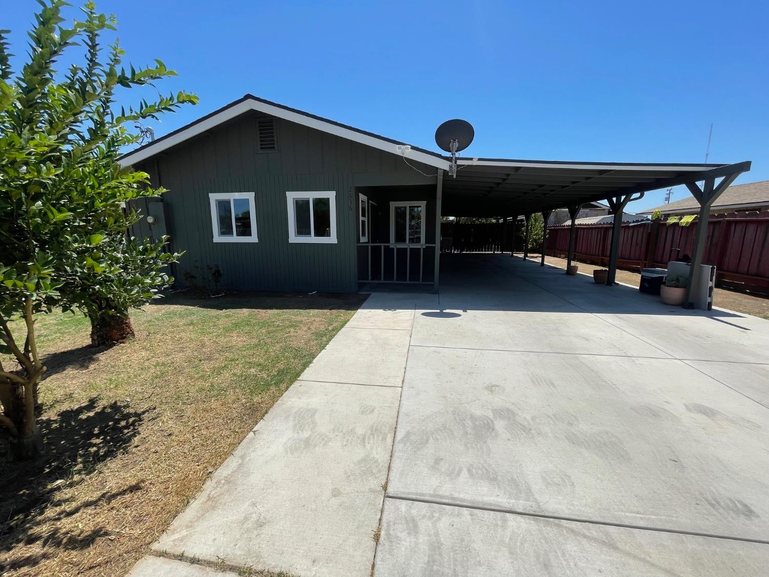 Detail Gallery Image 1 of 15 For 2636 Riverdale Ave, Modesto,  CA 95358 - 2 Beds | 1 Baths