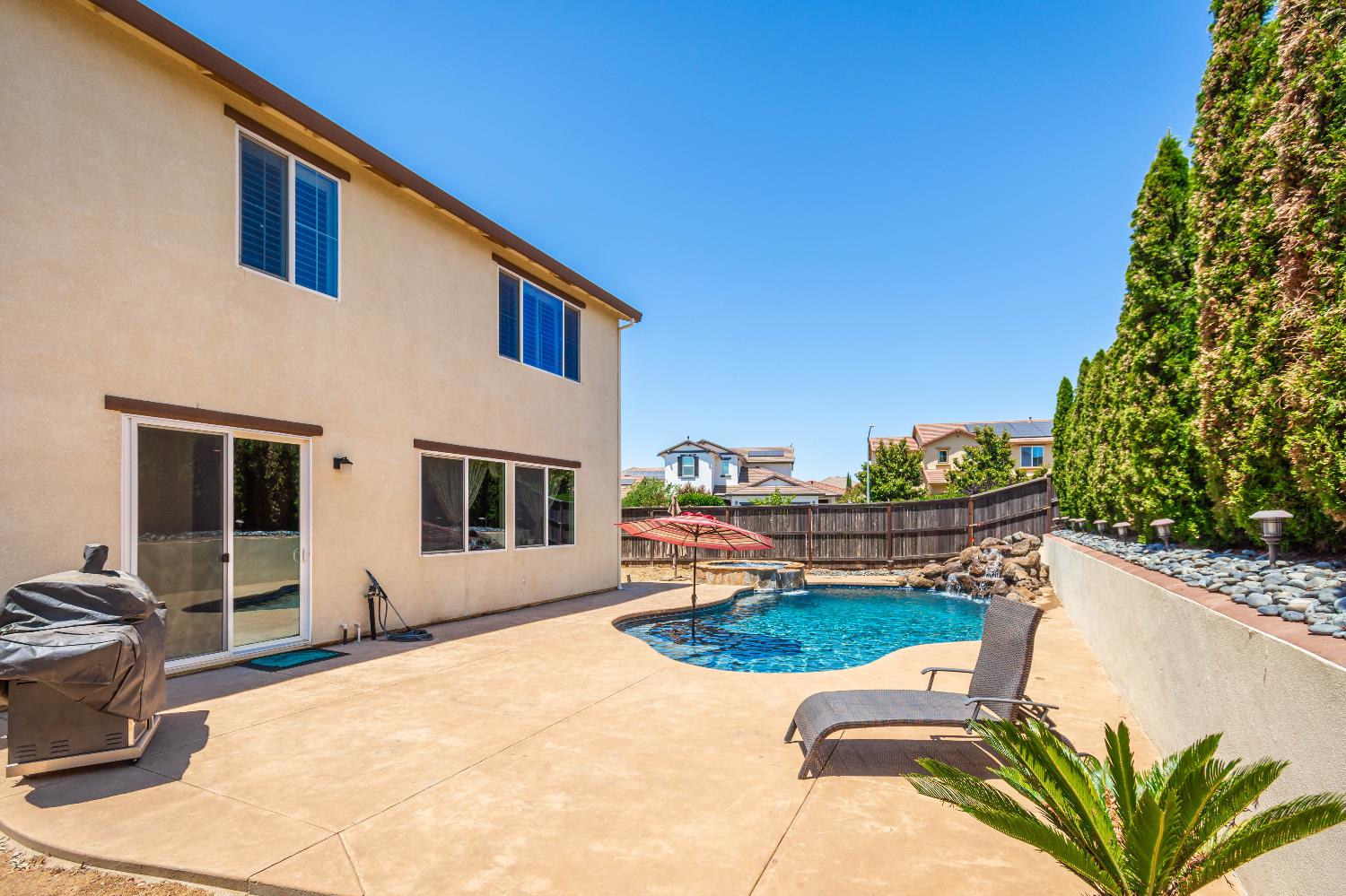 Detail Gallery Image 49 of 64 For 5394 Otter Pond Way, Rancho Cordova,  CA 95742 - 5 Beds | 3 Baths