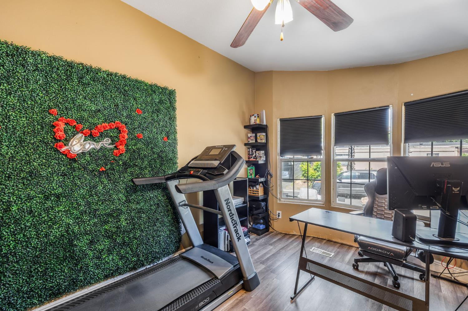 Detail Gallery Image 21 of 47 For 1050 W Capitol Ave 11, West Sacramento,  CA 95691 - 3 Beds | 2 Baths