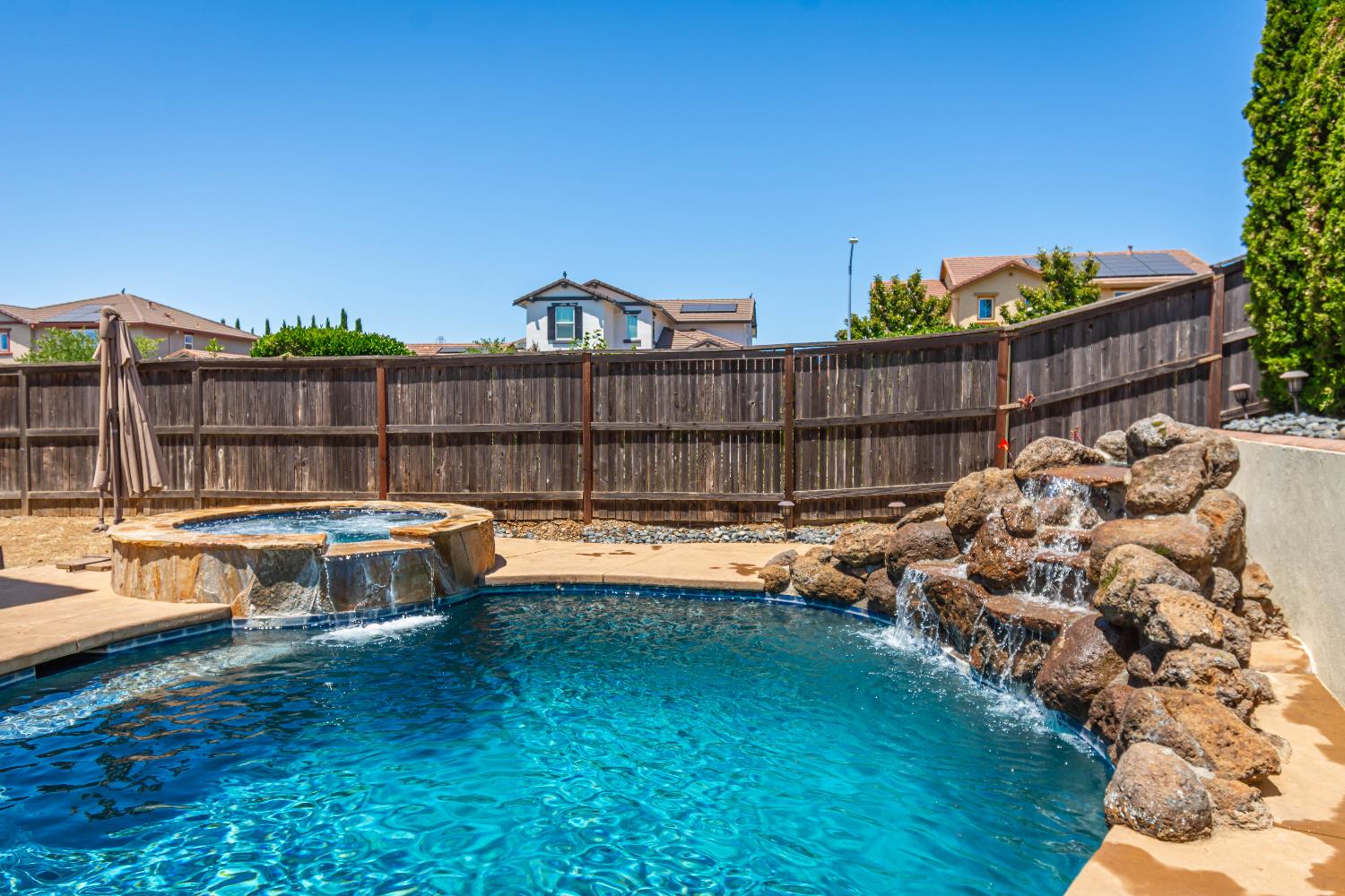 Detail Gallery Image 47 of 64 For 5394 Otter Pond Way, Rancho Cordova,  CA 95742 - 5 Beds | 3 Baths
