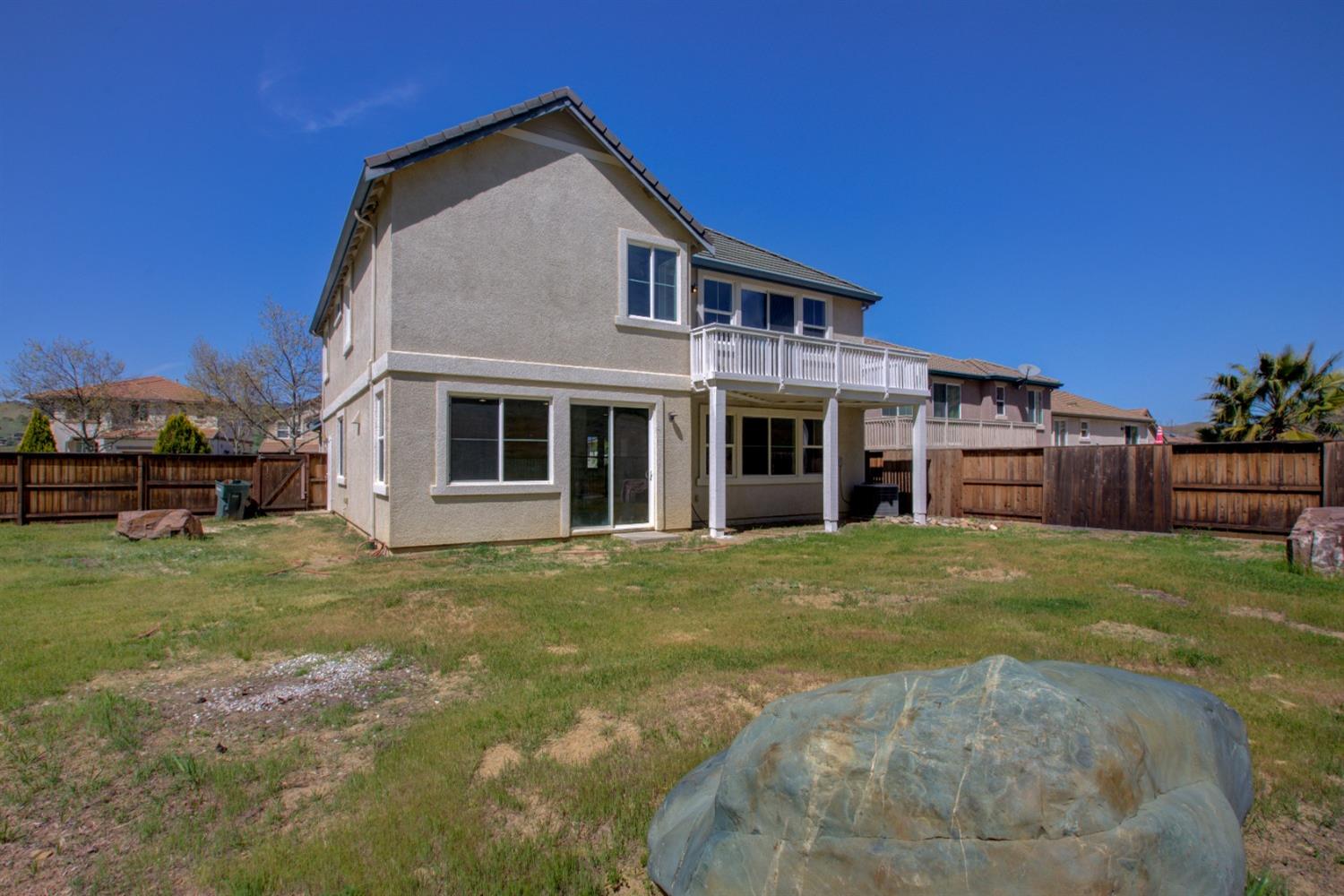 Detail Gallery Image 10 of 55 For 20676 Golf Canyon Ct, Patterson,  CA 95363 - 4 Beds | 2/1 Baths