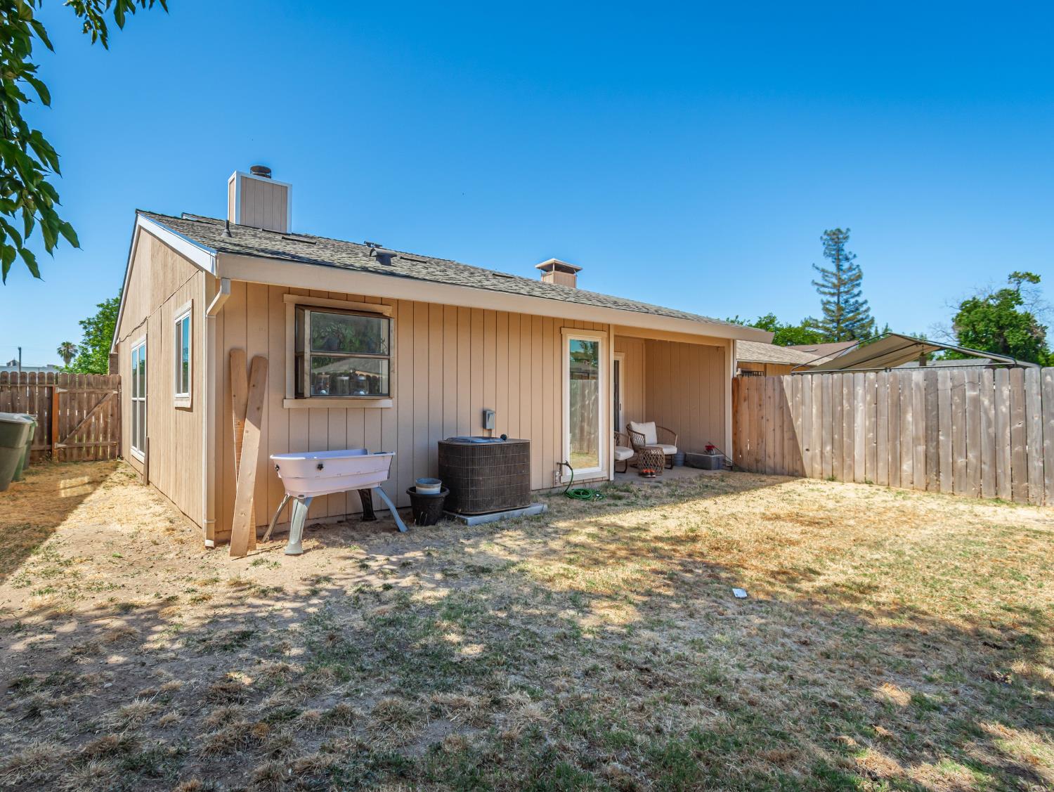 Detail Gallery Image 23 of 23 For 4211 Oberon Ave, North Highlands,  CA 95660 - 3 Beds | 2 Baths