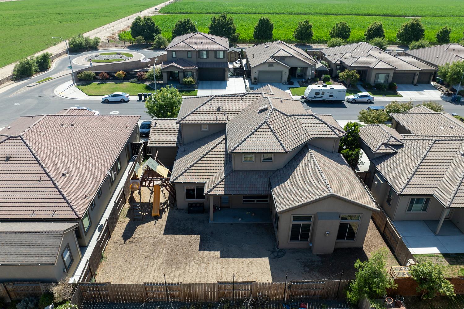 Detail Gallery Image 41 of 48 For 8725 Venetian Ter, Hilmar,  CA 95324 - 5 Beds | 3 Baths