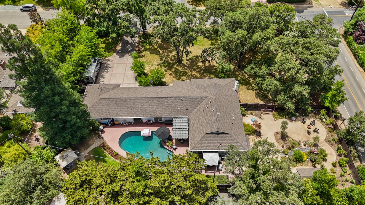 Detail Gallery Image 68 of 73 For 6709 Stanley Ave, Carmichael,  CA 95608 - 4 Beds | 3 Baths