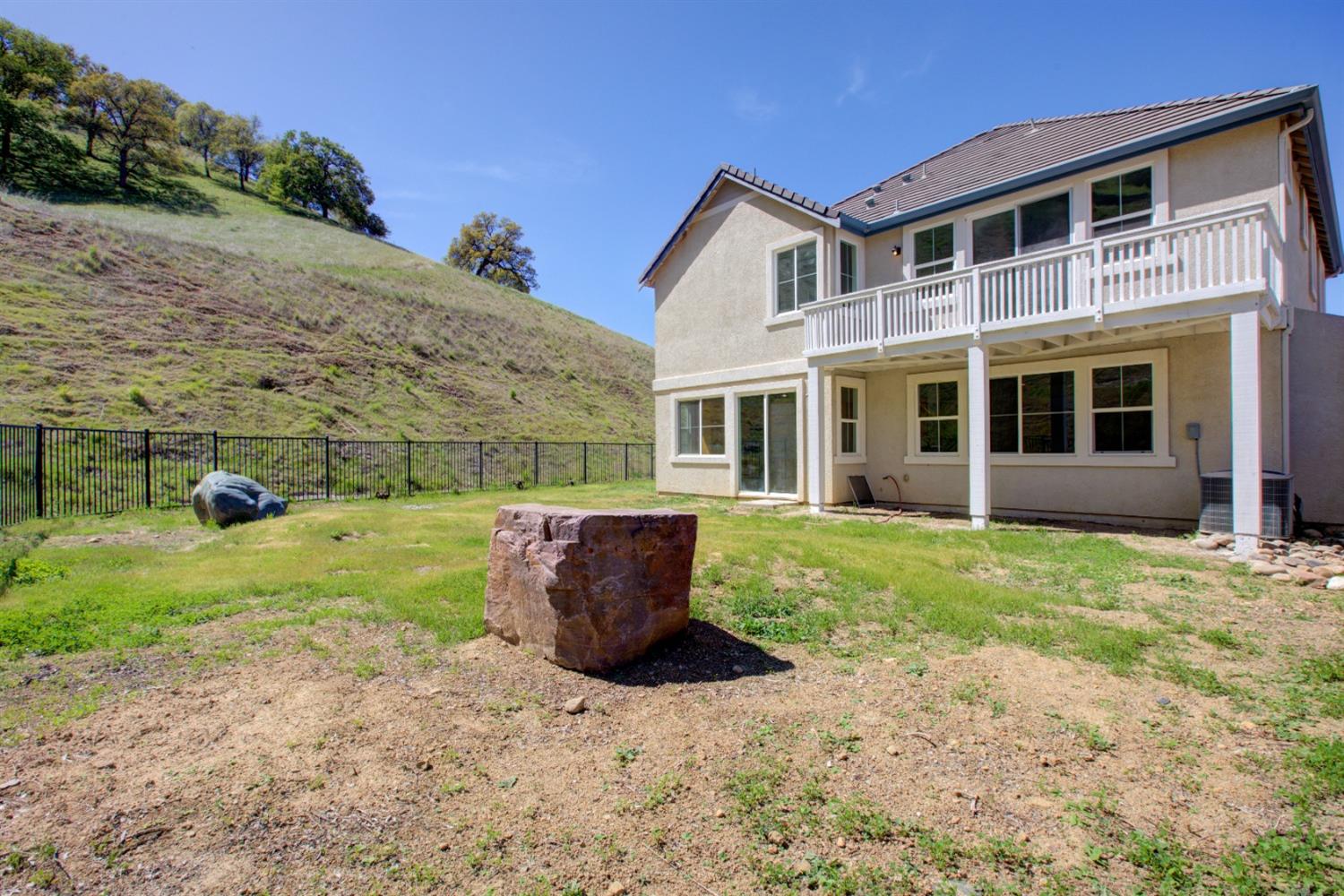 Detail Gallery Image 15 of 55 For 20676 Golf Canyon Ct, Patterson,  CA 95363 - 4 Beds | 2/1 Baths