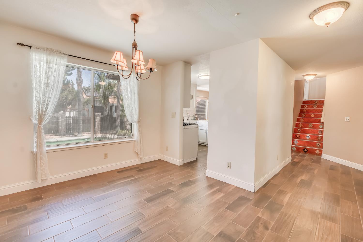 Detail Gallery Image 24 of 95 For 252 Stonewood Dr, Los Banos,  CA 93635 - 4 Beds | 3 Baths