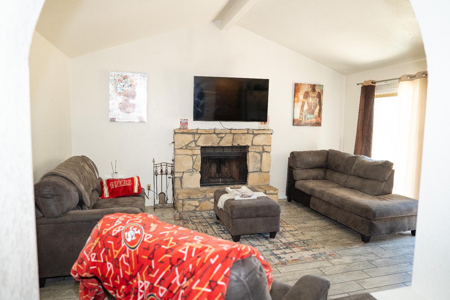 Detail Gallery Image 12 of 46 For 4370 Armadale Way, Sacramento,  CA 95823 - 3 Beds | 2 Baths