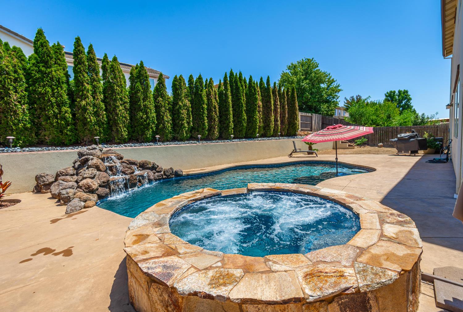 Detail Gallery Image 43 of 64 For 5394 Otter Pond Way, Rancho Cordova,  CA 95742 - 5 Beds | 3 Baths