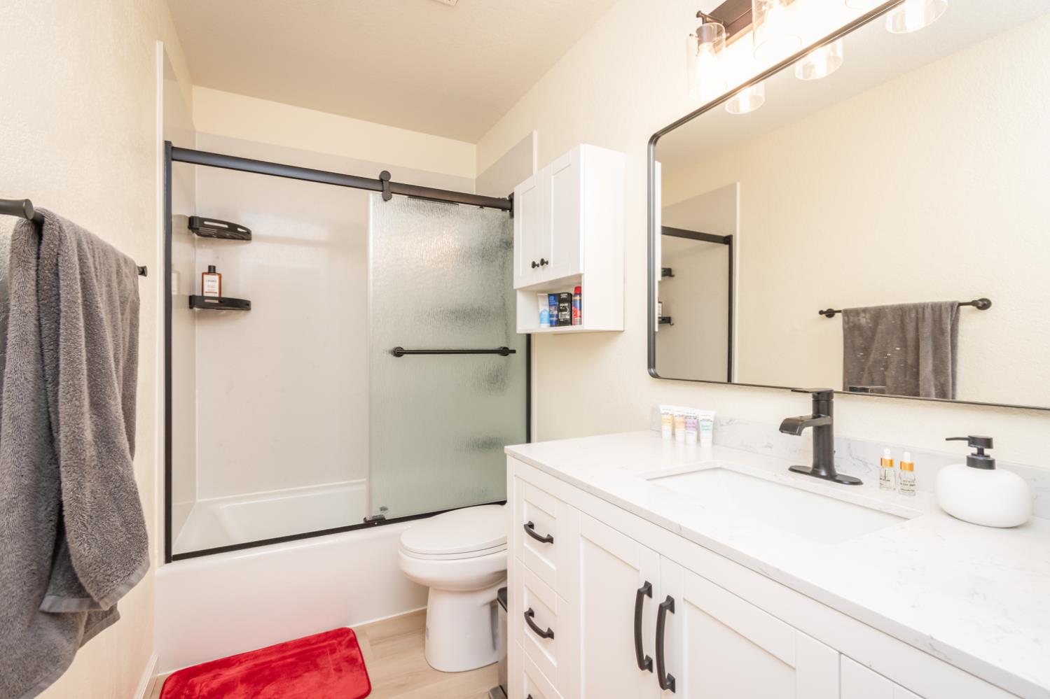 Detail Gallery Image 18 of 23 For 4211 Oberon Ave, North Highlands,  CA 95660 - 3 Beds | 2 Baths
