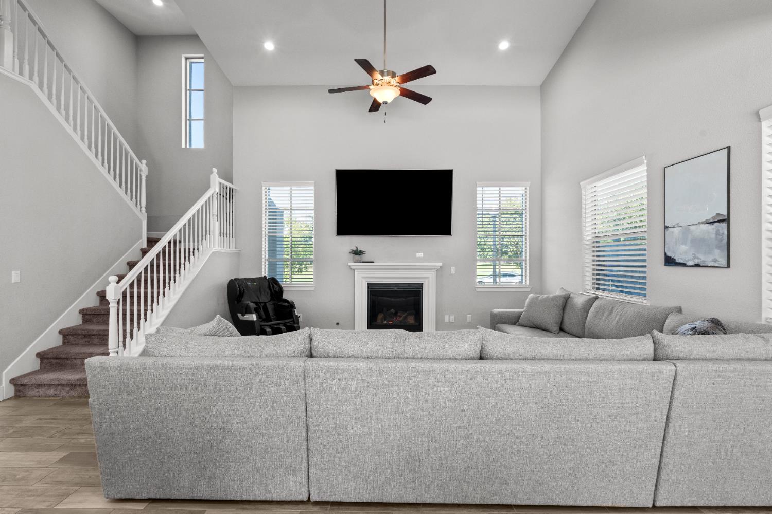 Detail Gallery Image 16 of 39 For 587 Bascule Dr, Oakdale,  CA 95361 - 4 Beds | 3 Baths