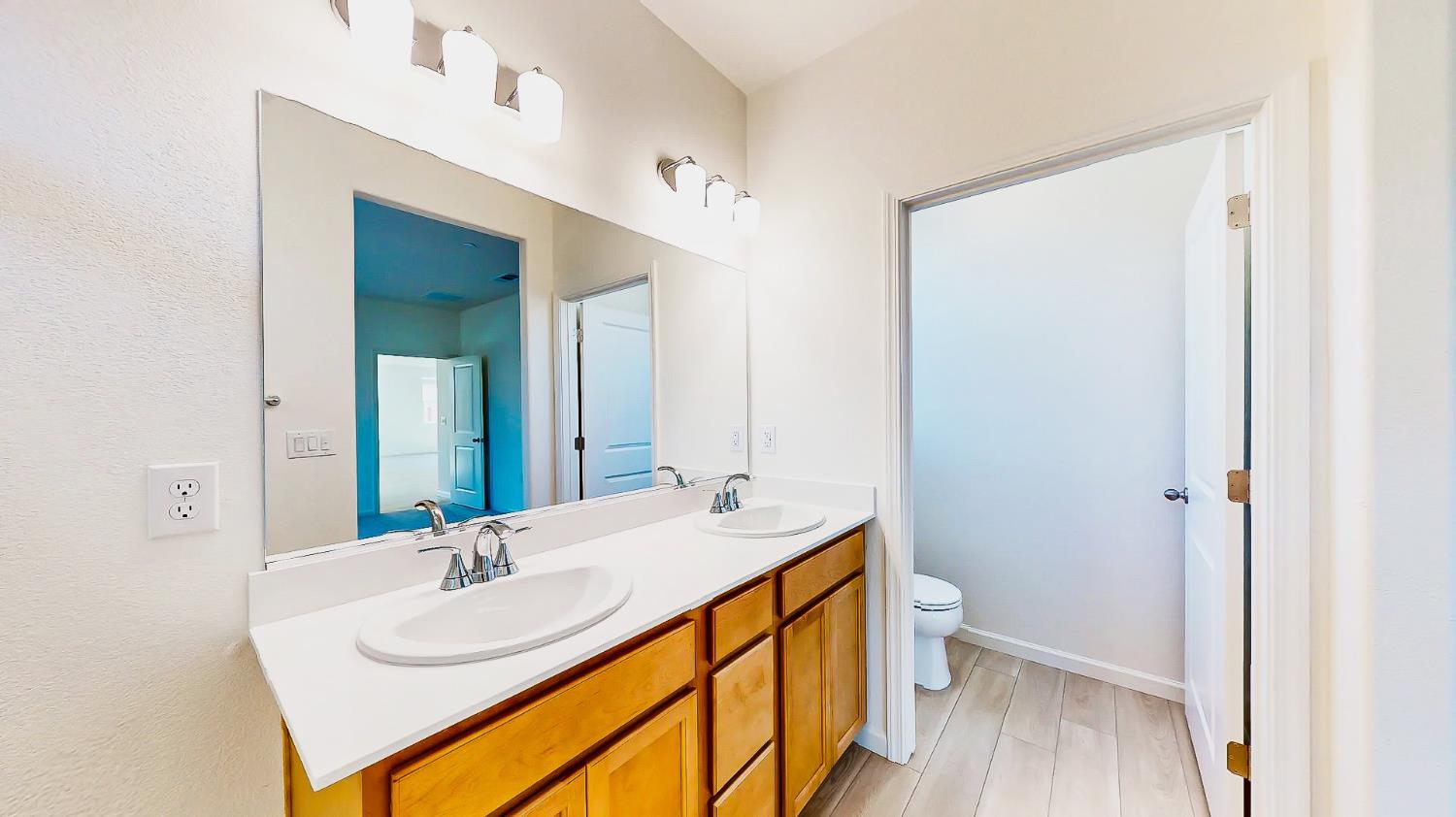 Detail Gallery Image 36 of 55 For 6312 Sun Haven St, Hughson,  CA 95326 - 3 Beds | 2 Baths