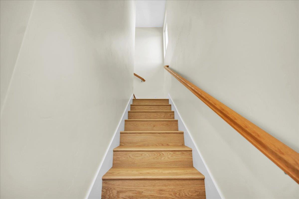 Detail Gallery Image 18 of 36 For 3125 Gladys Ave, West Sacramento,  CA 95691 - 2 Beds | 3/1 Baths