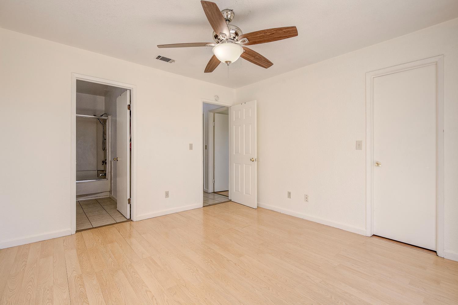Detail Gallery Image 15 of 26 For 8916 Fox Creek Dr, Stockton,  CA 95210 - 3 Beds | 2 Baths