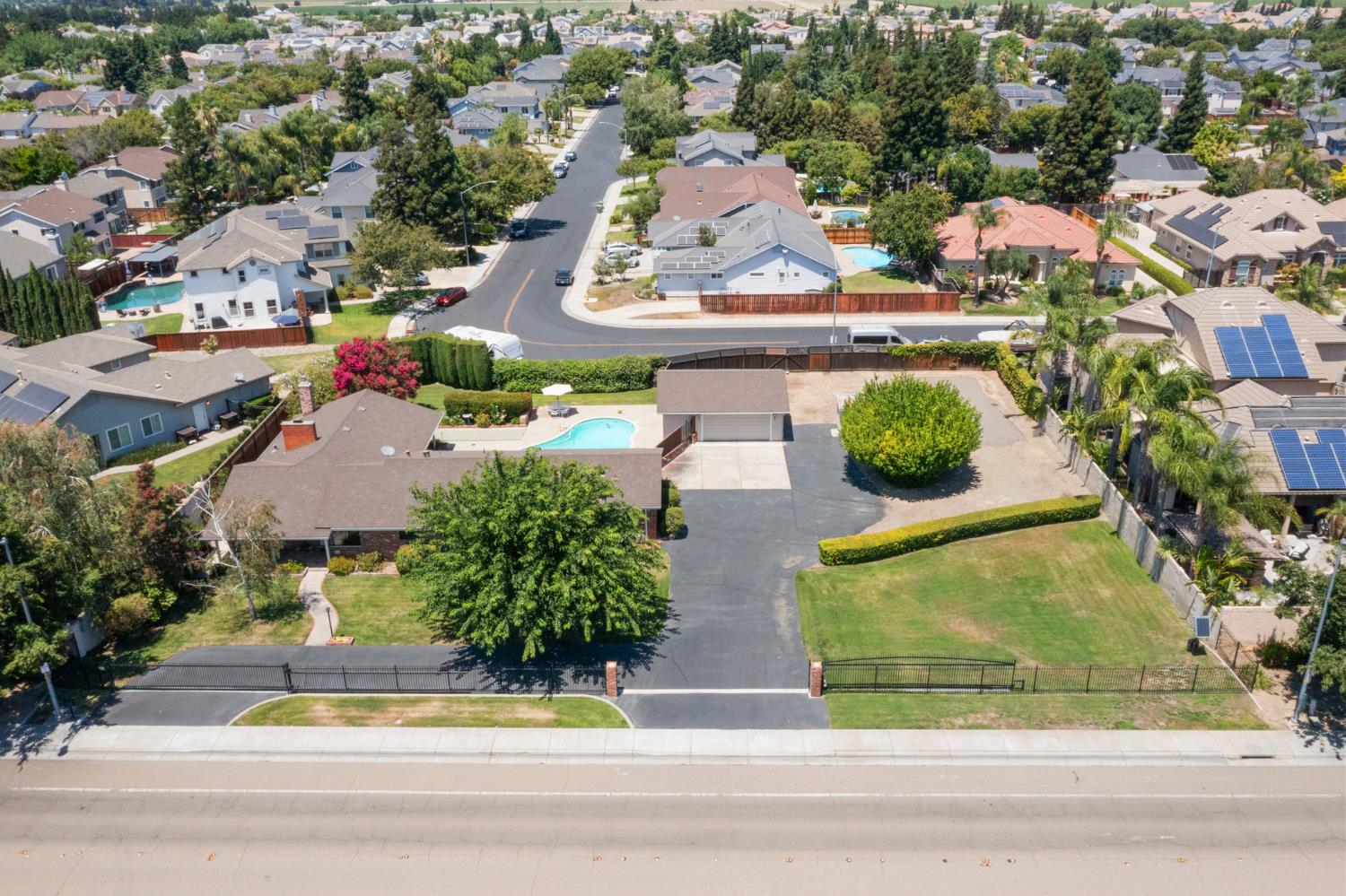 Detail Gallery Image 51 of 59 For 1287 W Valpico Rd, Tracy,  CA 95304 - 3 Beds | 2 Baths