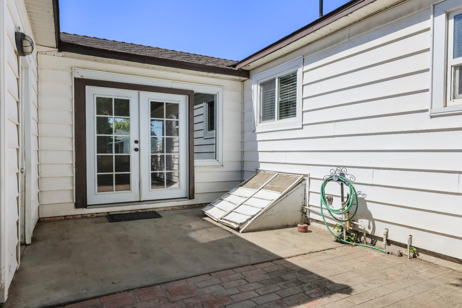 Detail Gallery Image 23 of 29 For 535 Alicante Dr, Lodi,  CA 95240 - 3 Beds | 1 Baths