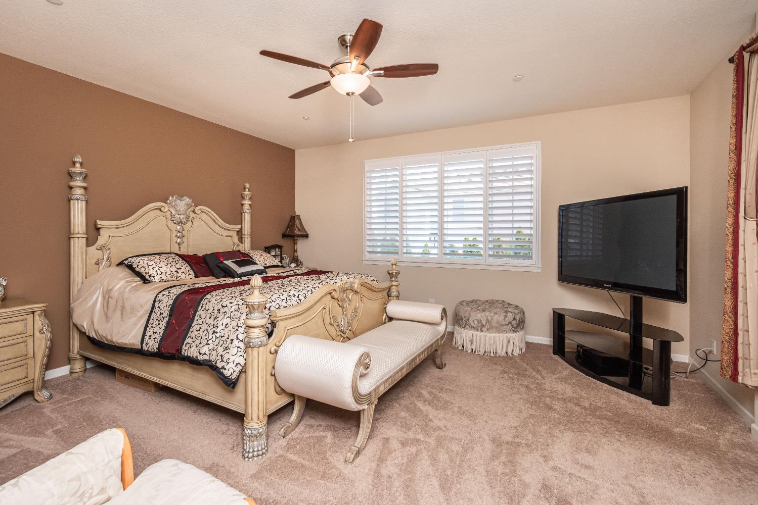 Detail Gallery Image 30 of 64 For 5394 Otter Pond Way, Rancho Cordova,  CA 95742 - 5 Beds | 3 Baths