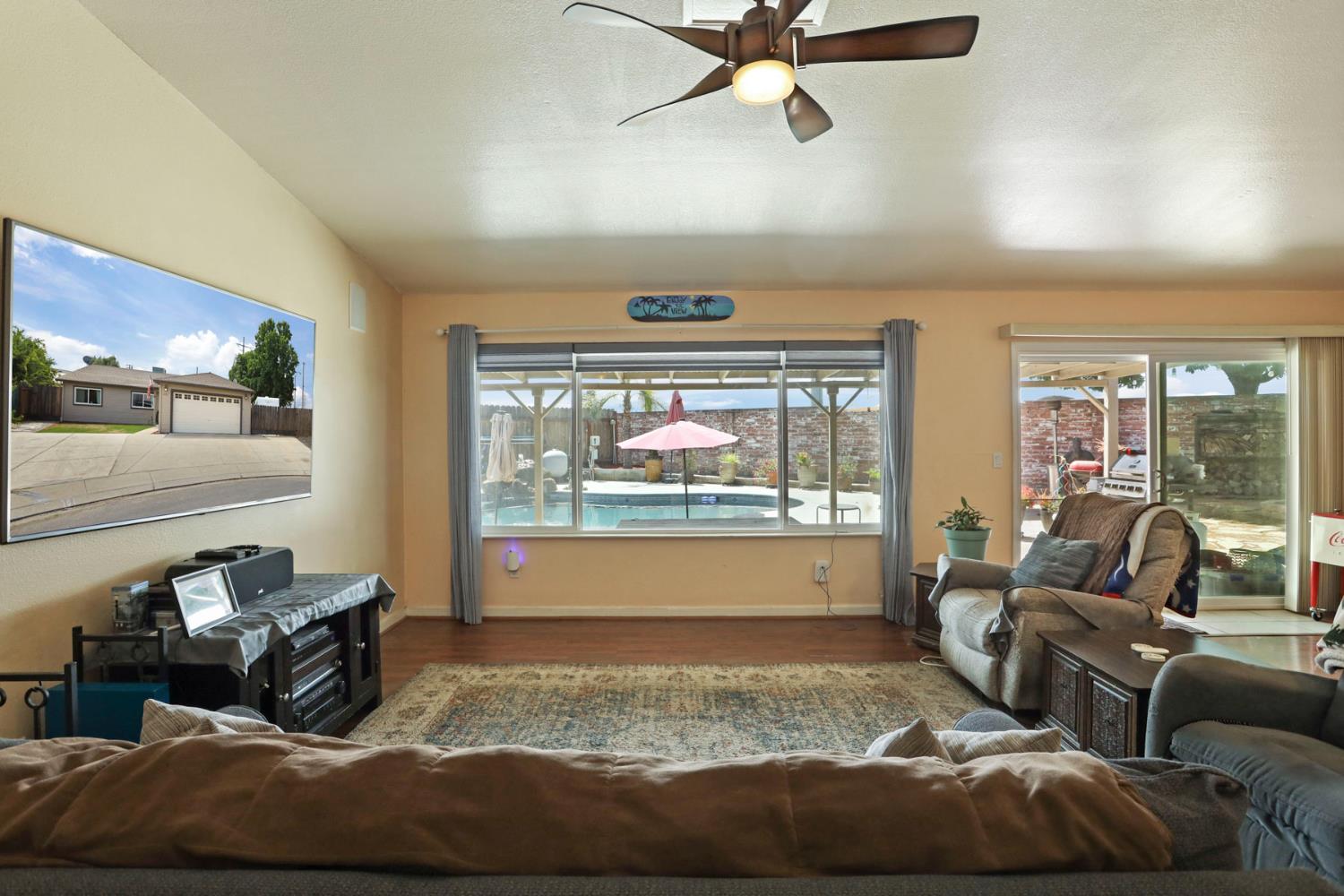 Detail Gallery Image 23 of 46 For 2700 Tassajara Dr, Modesto,  CA 95358 - 3 Beds | 2 Baths