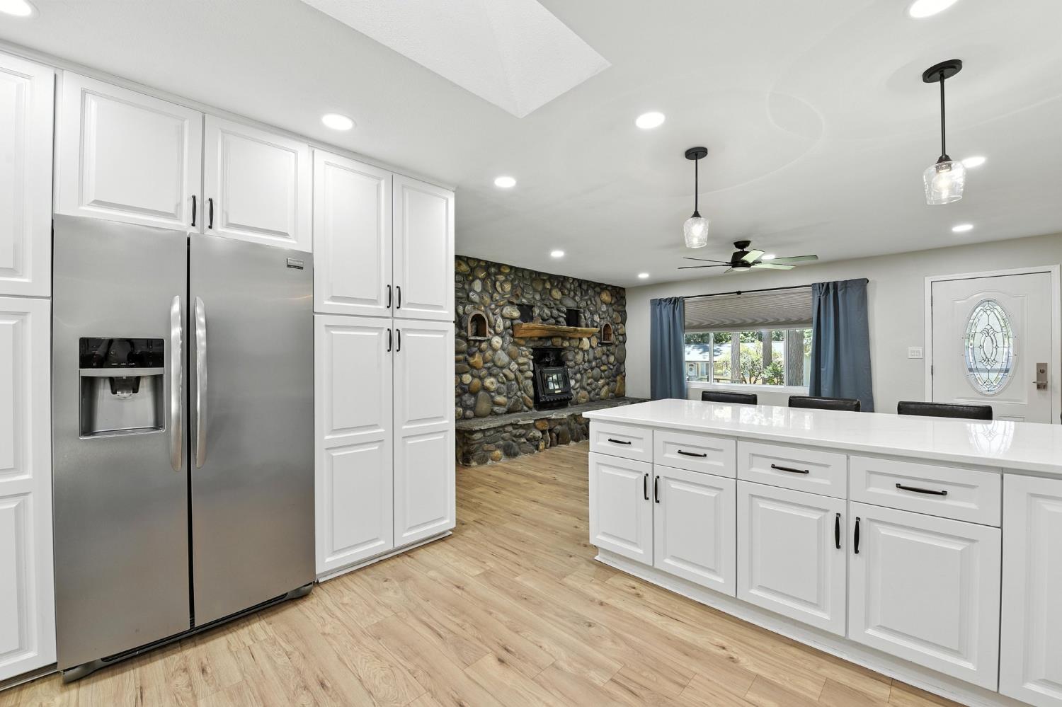 Detail Gallery Image 8 of 45 For 6143 Dolly Varden Ln, Pollock Pines,  CA 95726 - 3 Beds | 2/1 Baths