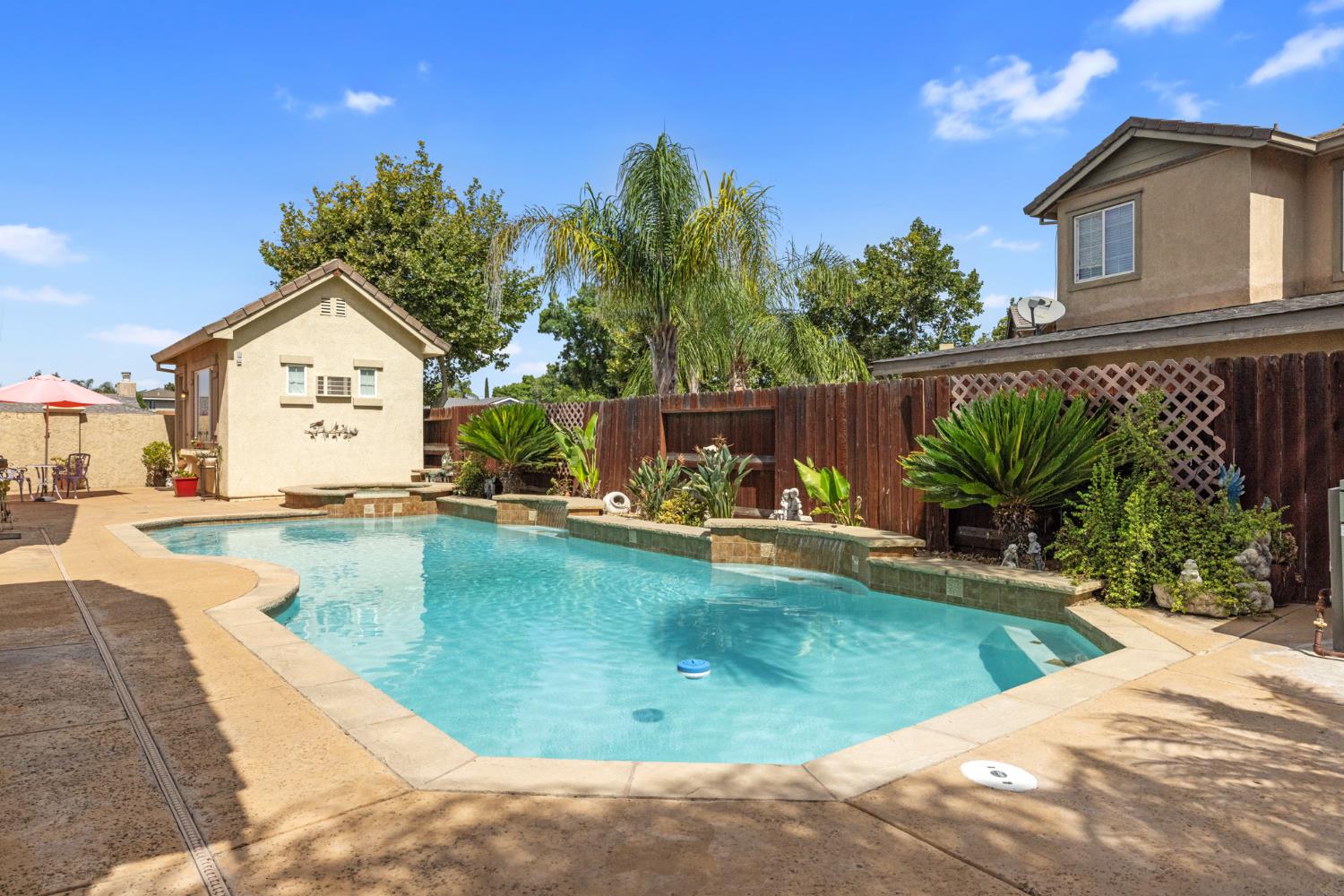 Detail Gallery Image 21 of 28 For 3501 Valley Oak Dr, Ceres,  CA 95307 - 4 Beds | 2/1 Baths