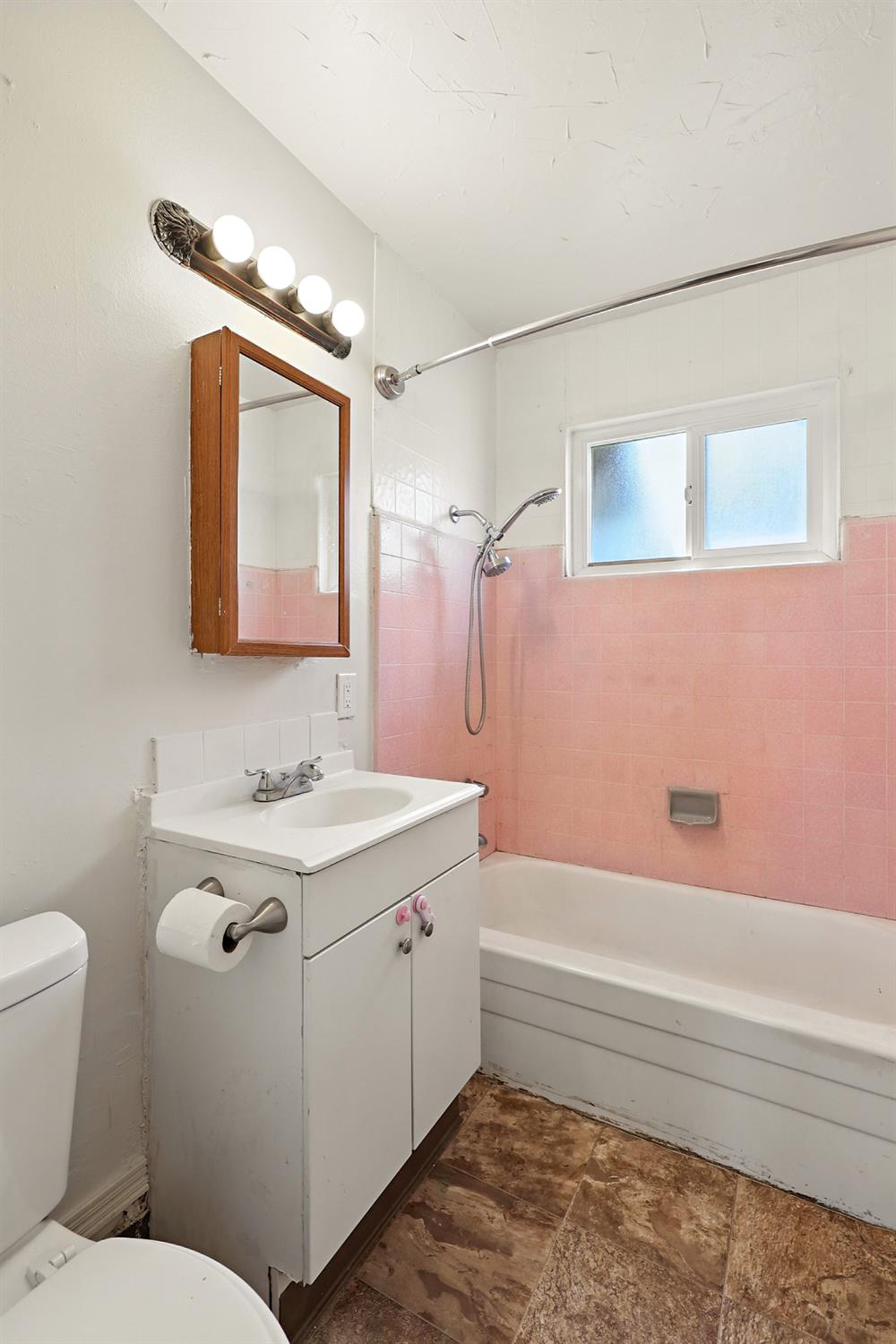 Detail Gallery Image 18 of 35 For 495 Q St, Merced,  CA 95341 - 3 Beds | 1 Baths
