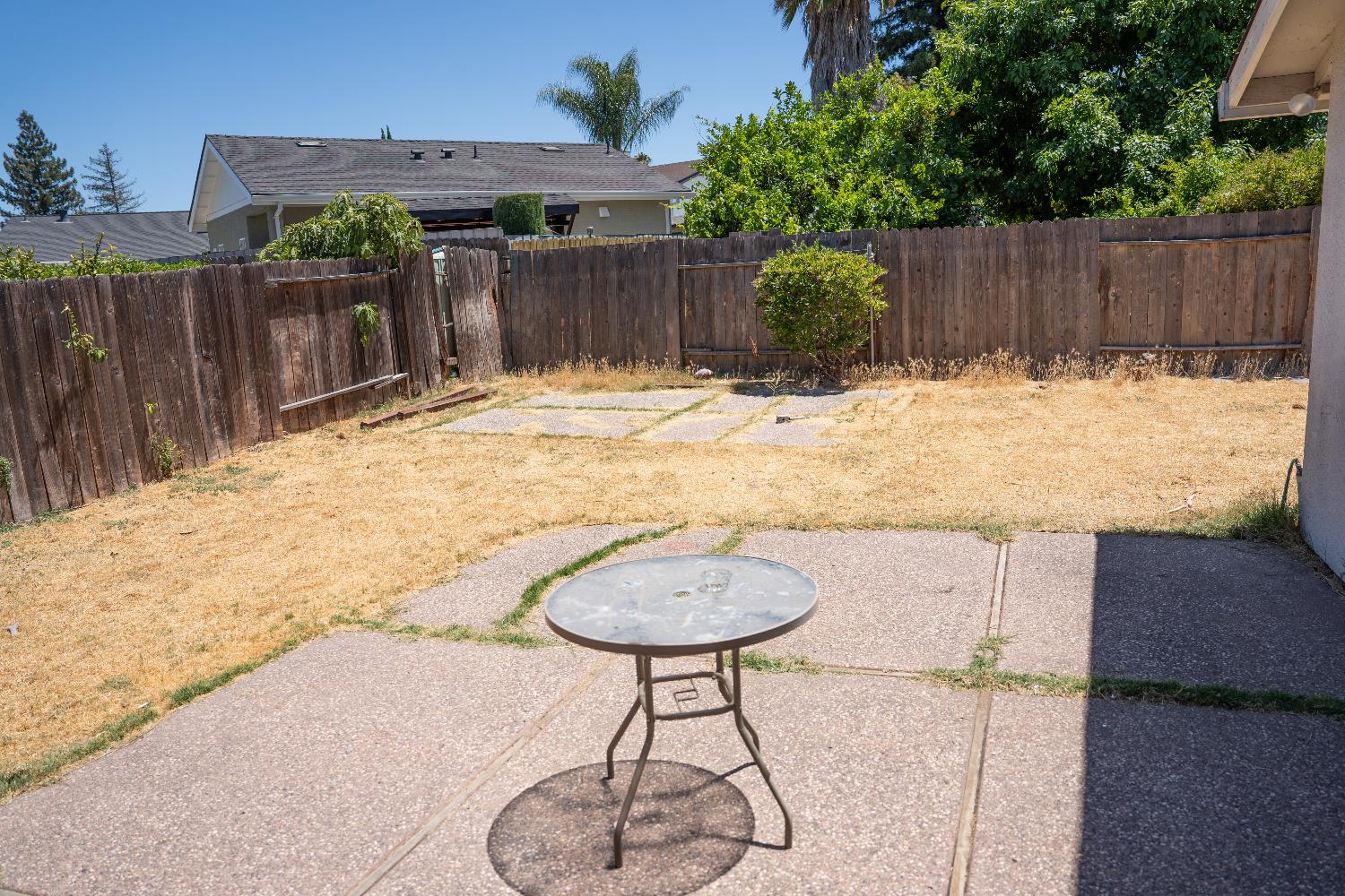Detail Gallery Image 32 of 46 For 4370 Armadale Way, Sacramento,  CA 95823 - 3 Beds | 2 Baths