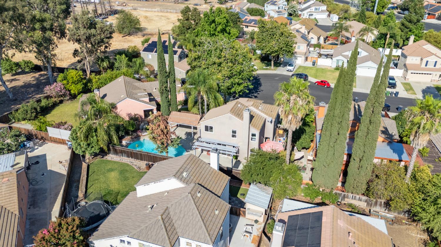 Detail Gallery Image 21 of 23 For 1050 Zion Ct, Tracy,  CA 95376 - 4 Beds | 2/1 Baths