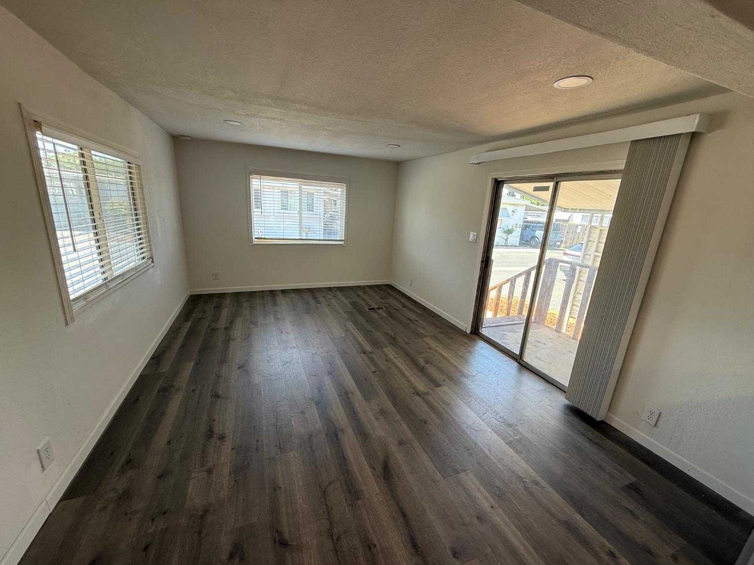 Detail Gallery Image 5 of 7 For 425 20th Century Ave C-18, Turlock,  CA 95380 - 1 Beds | 1 Baths