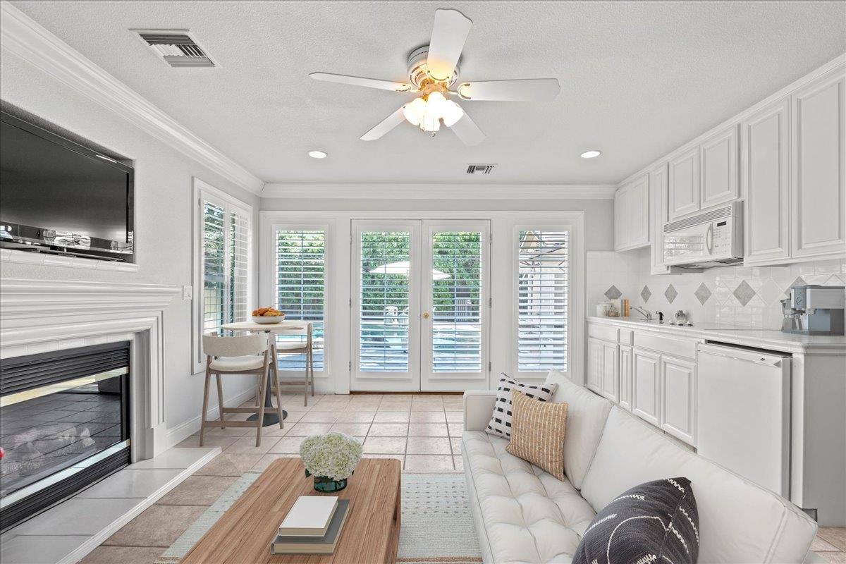 Detail Gallery Image 38 of 52 For 408 Montrose Ct, Modesto,  CA 95355 - 3 Beds | 3/1 Baths