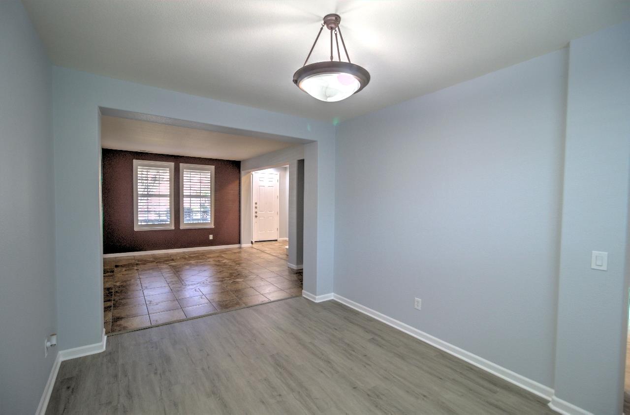 Detail Gallery Image 13 of 54 For 232 Kelley Mist Lane, Tracy,  CA 95377 - 4 Beds | 3 Baths