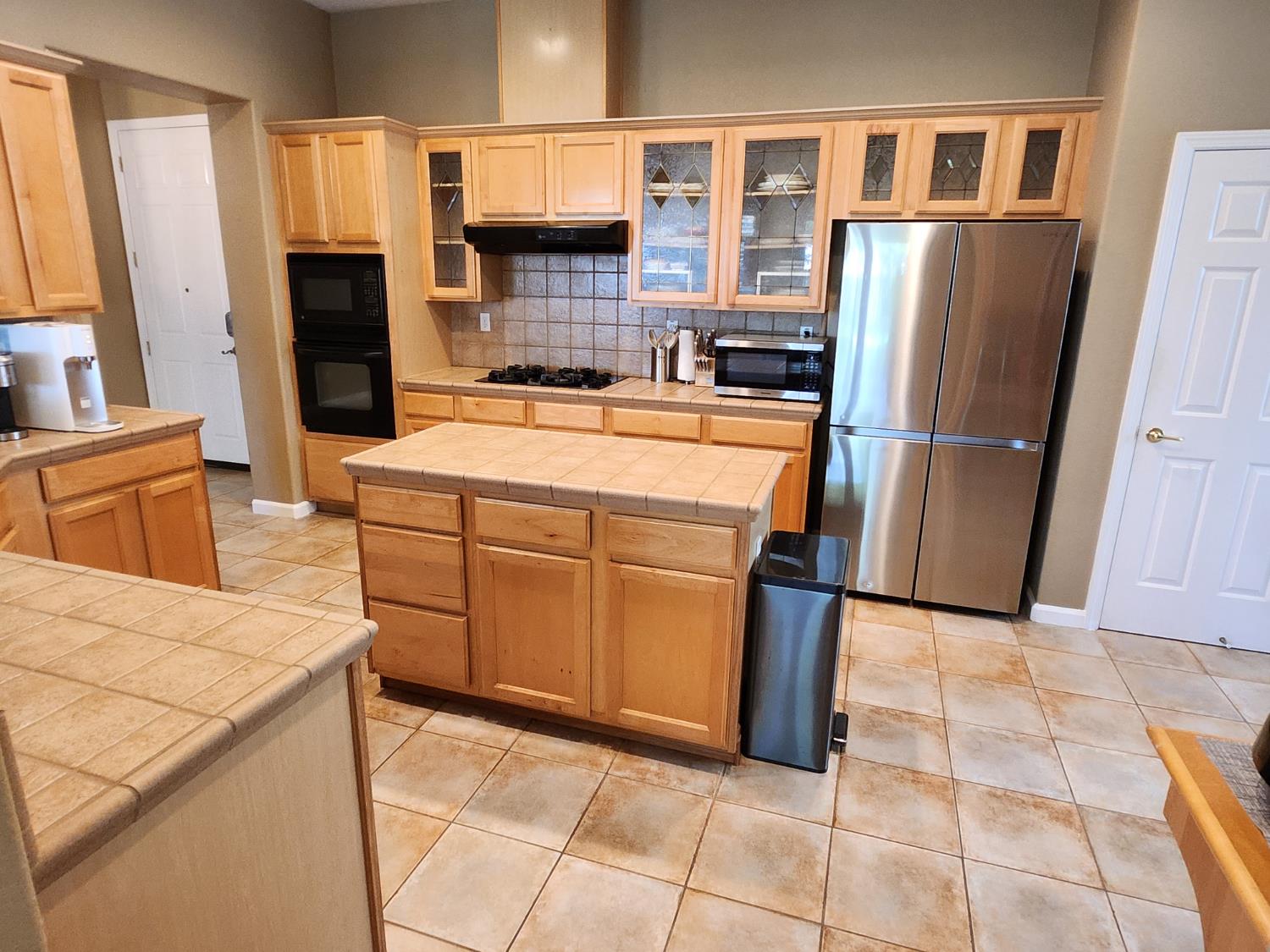 Detail Gallery Image 10 of 19 For 10021 Prairie Dunes Way, Sacramento,  CA 95829 - 4 Beds | 2 Baths