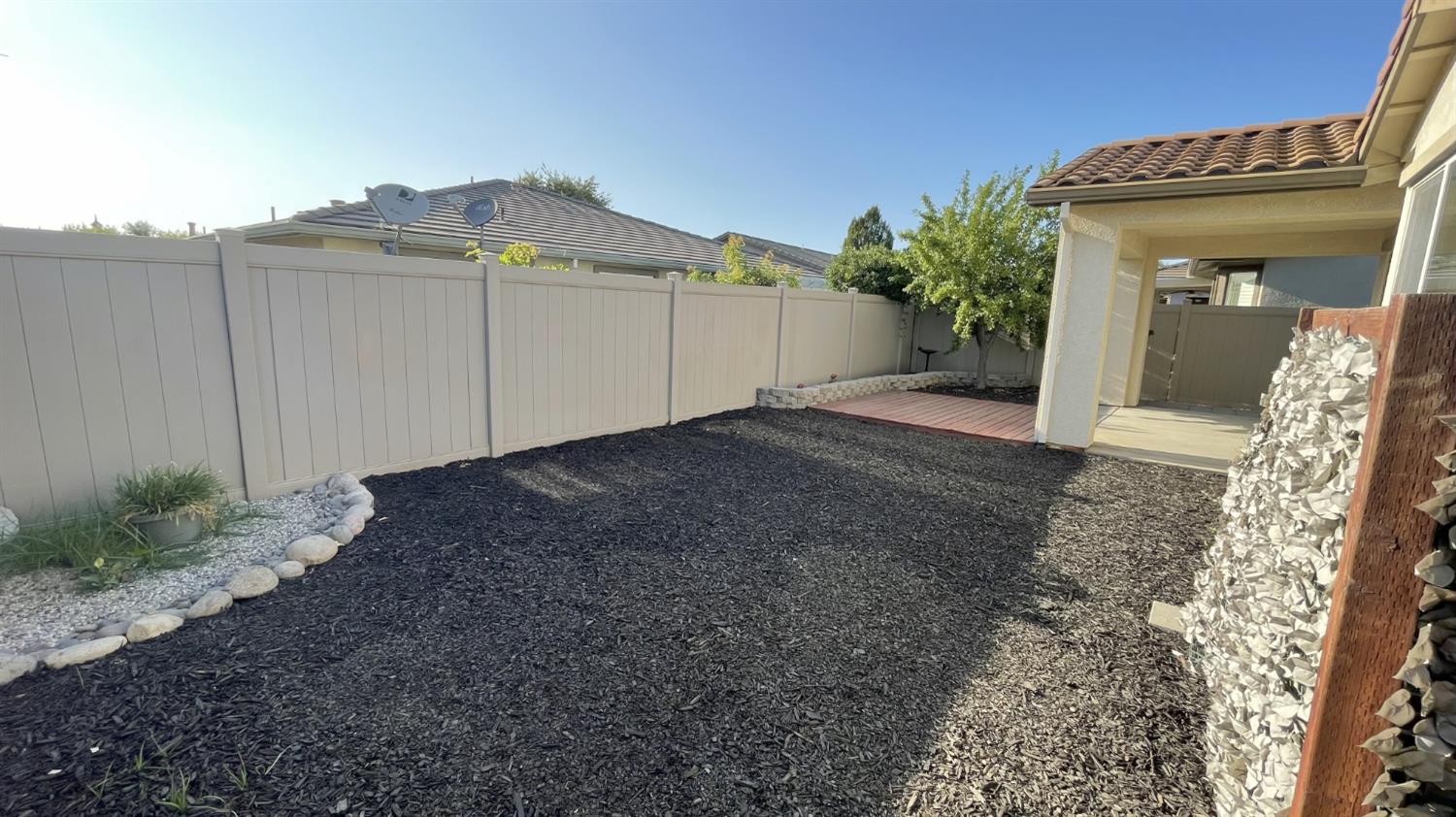 Detail Gallery Image 27 of 29 For 2367 Bellchase Ln, Manteca,  CA 95336 - 2 Beds | 2 Baths