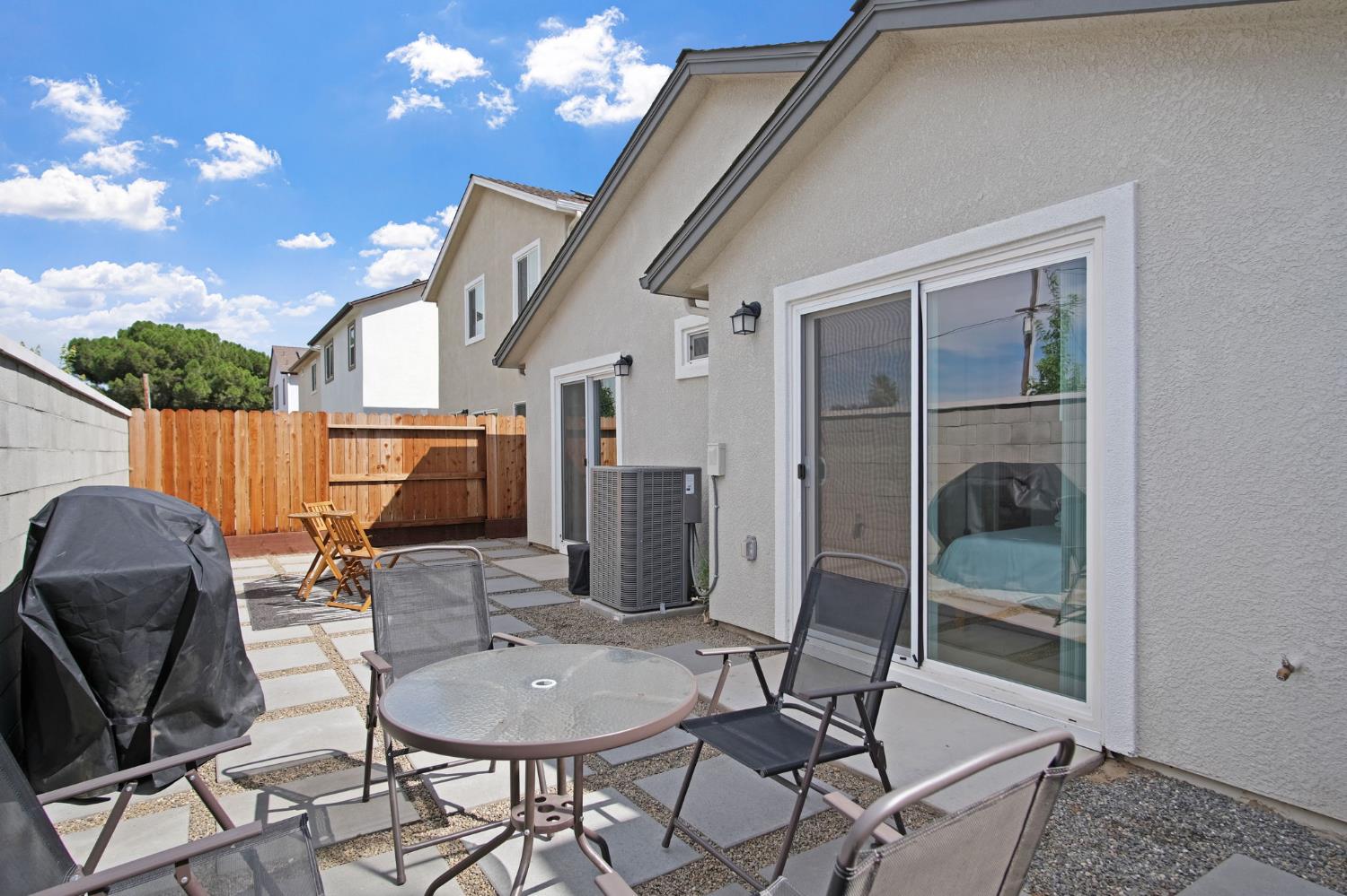 Detail Gallery Image 20 of 23 For 1222 Impression St, Turlock,  CA 95380 - 2 Beds | 2 Baths
