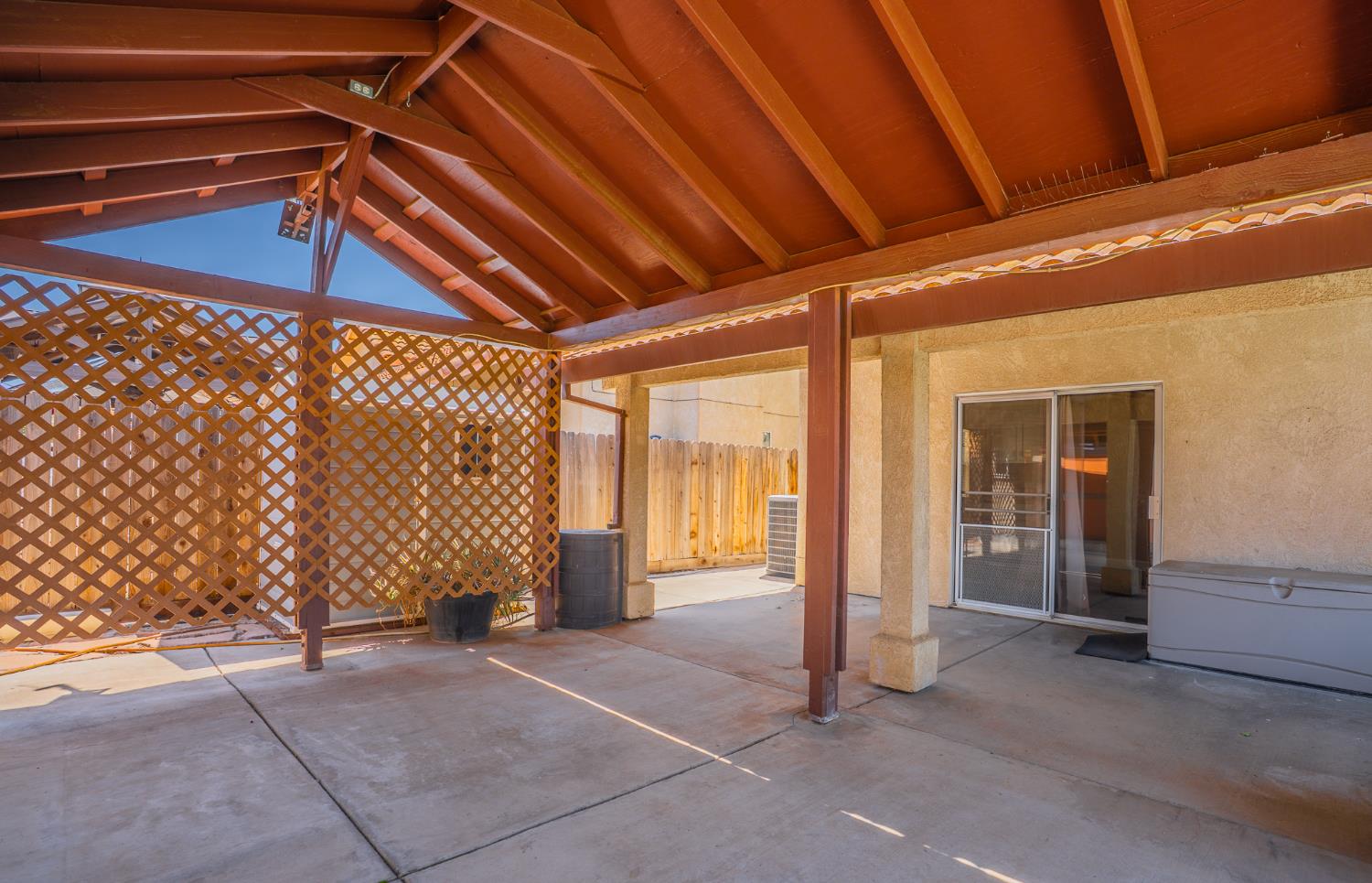 Detail Gallery Image 76 of 95 For 252 Stonewood Dr, Los Banos,  CA 93635 - 4 Beds | 3 Baths
