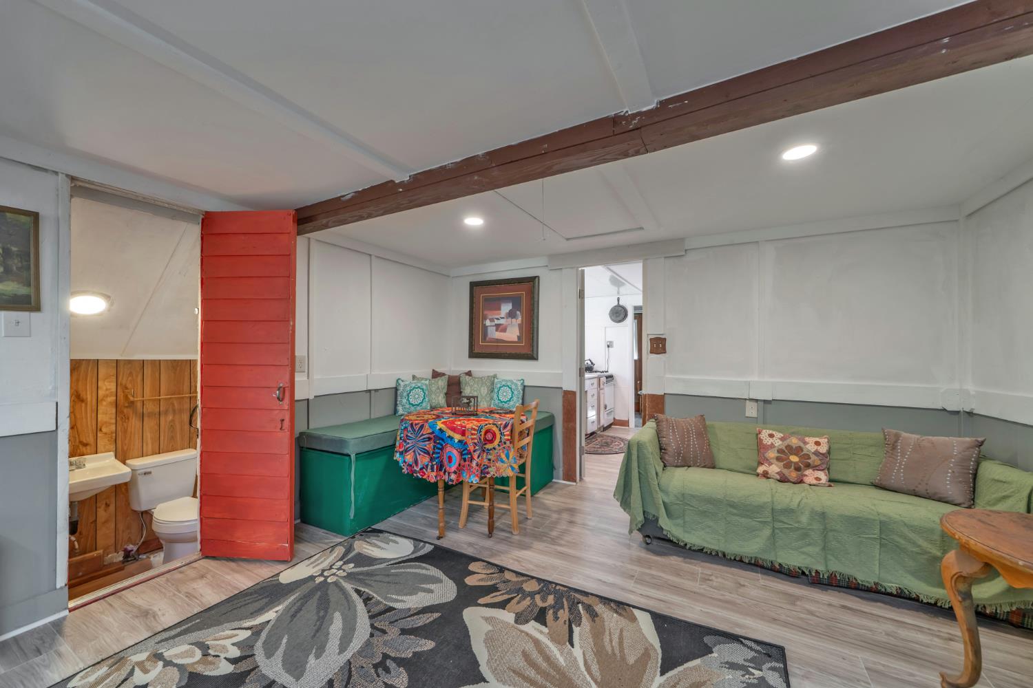Detail Gallery Image 10 of 36 For 1334 Sugar Loaf Ave, Kyburz,  CA 95720 - 1 Beds | 2 Baths